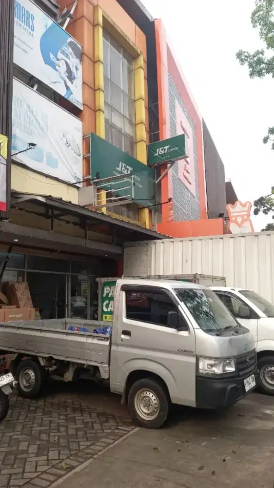 Lowongan Kurir untuk J&T Cargo