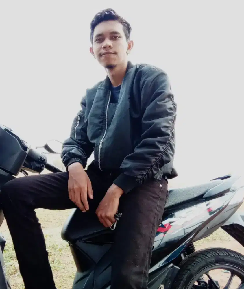 SAYA CARI LOWONGAN KERJA