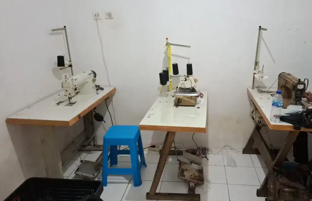 Bismillah.. dicari penjahit jaket secepatnya.
