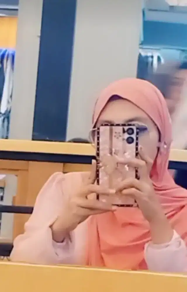 Saya mencari pekerjaaan lulusan SMA...