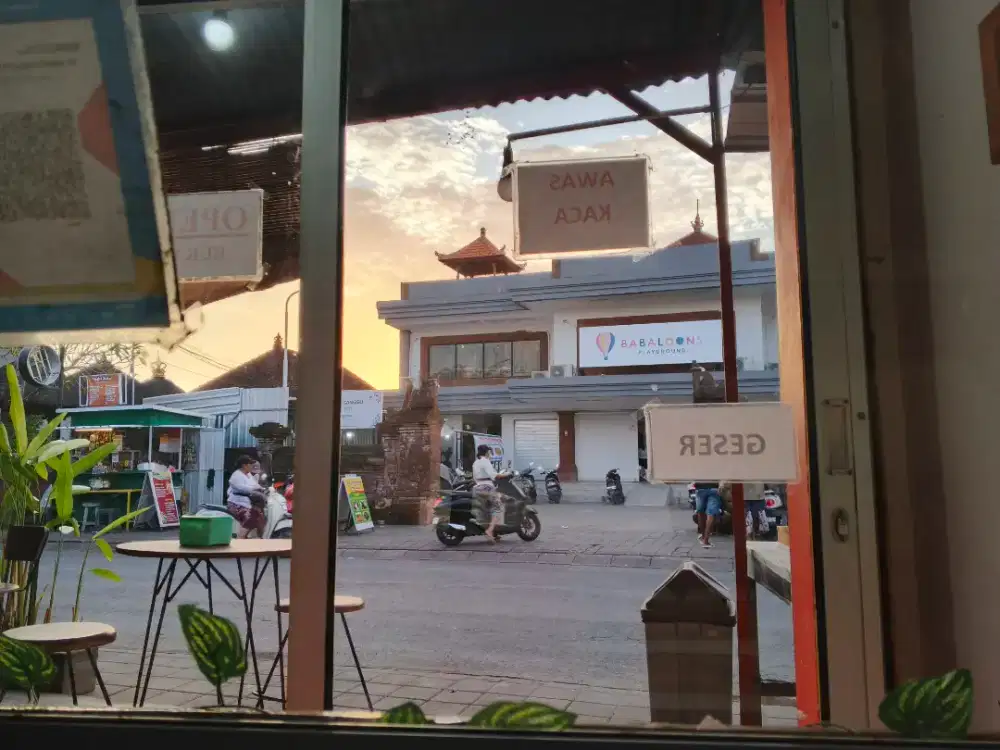 DIBUTUHKAN KARYAWATI UNTUK GELATO CANGGU