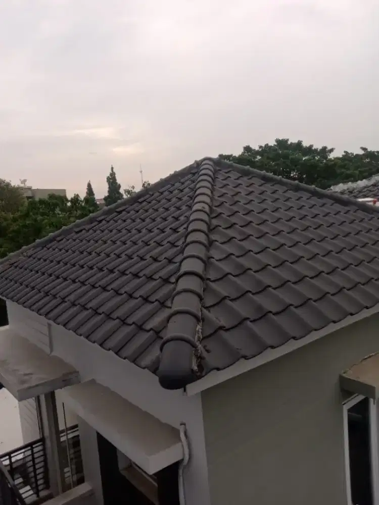 Tukang perbaikan atap bocor dinding dak rembes talang air cat renovasi