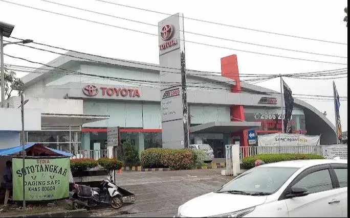 SALES EXECUTIVE TOYOTA CIKUPA TANGERANG