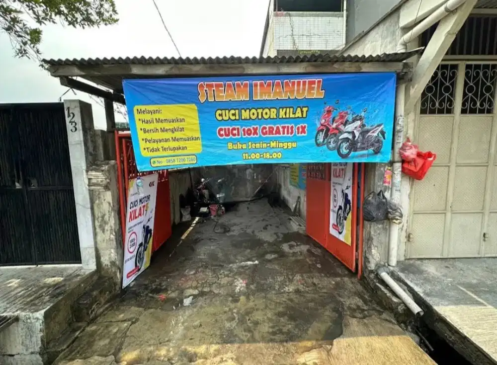 Cuci motor steam imanuel