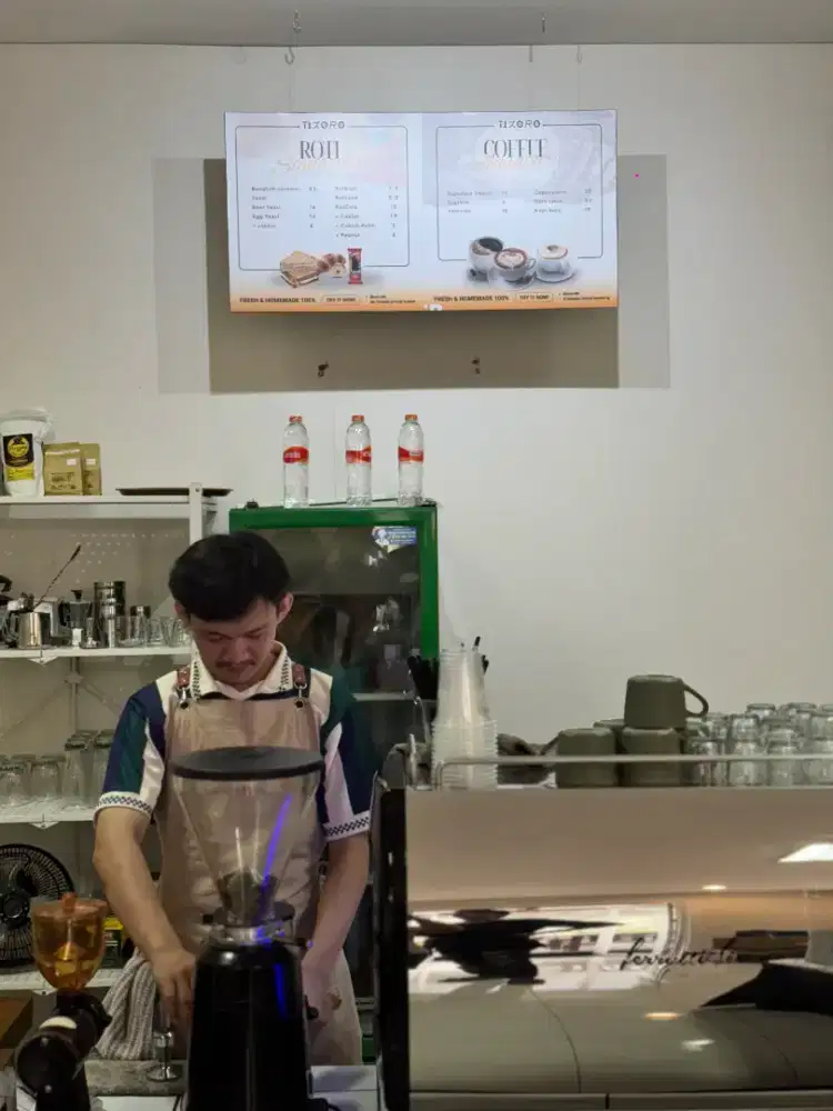 Cari loker posisi barista full-time/part-time