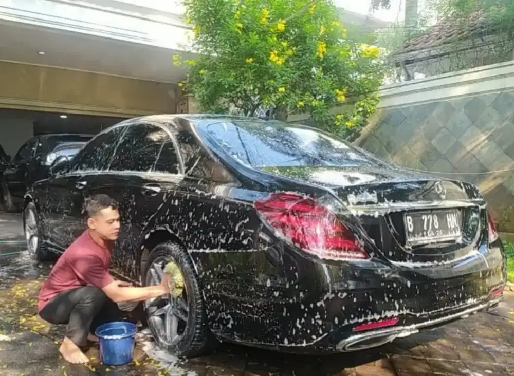 Mencari lowongan pekerjaan sebagai supir pribadi/supir apa aja.
