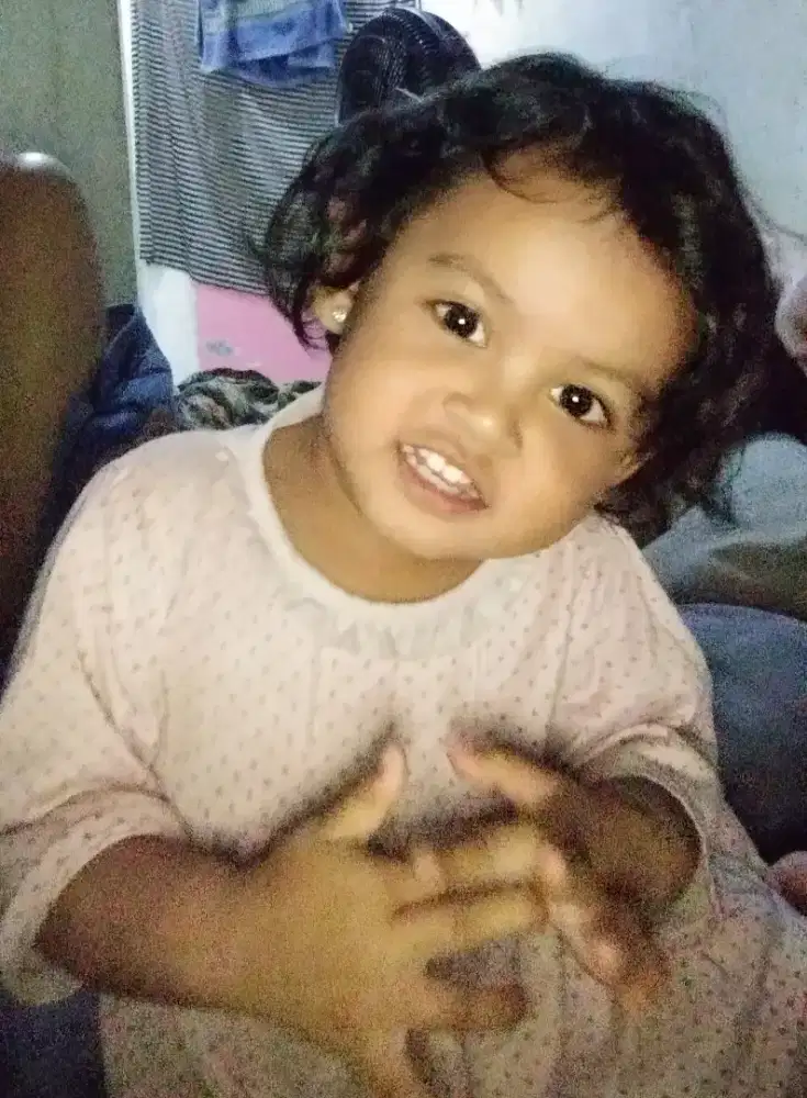 Cari pengasuh anak anak usia 2thn