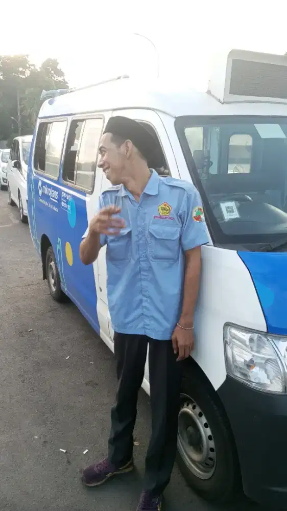 Nyari pekerjaan apa saja yang penting halal