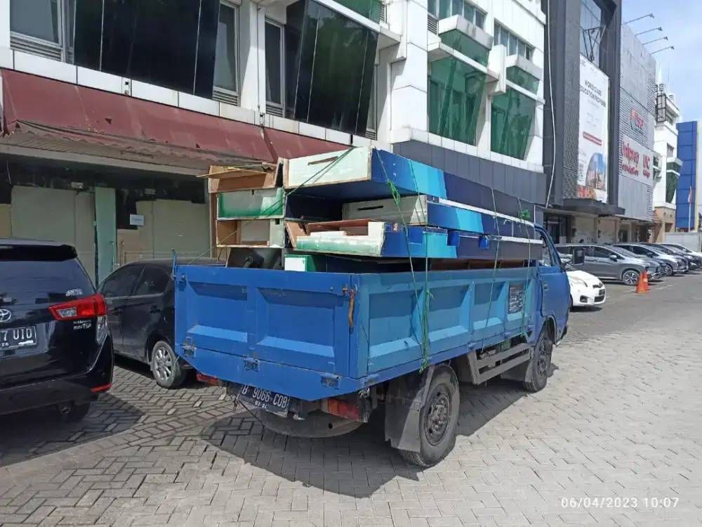 Jasa sewa mobil engkel , jasa angkutan barang