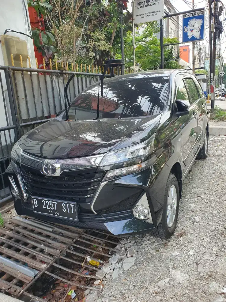 Rental Innova , Avanza Elf Hiace kebon jeruk meruya Jakarta barat