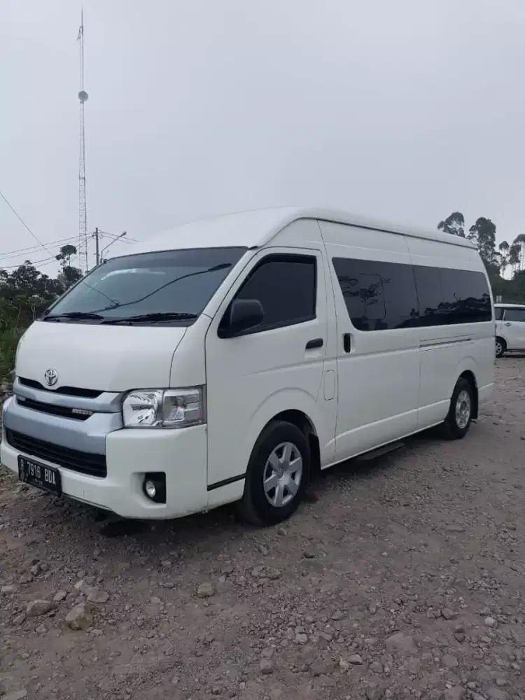 Rental Elf Hiace Bus Pariwisata Meruya Joglo jakarta barat.