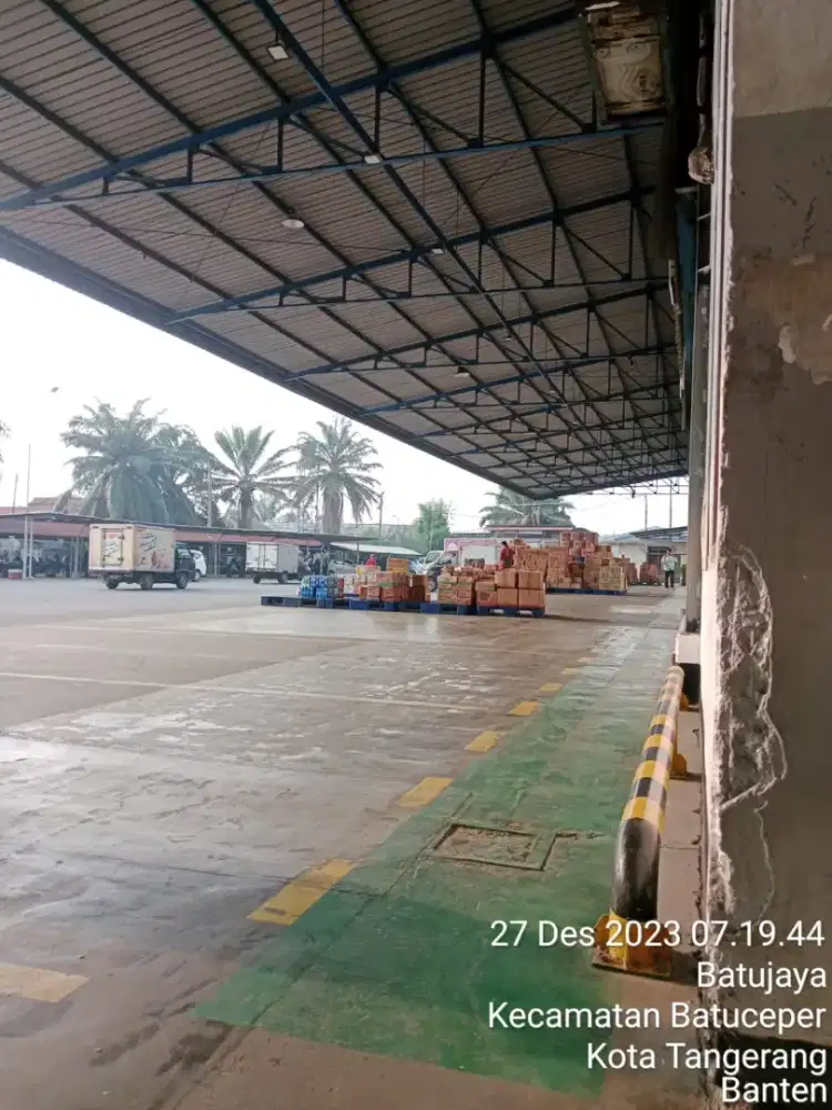 Dibutuhkan driver dan helper pengiriman barang sembako