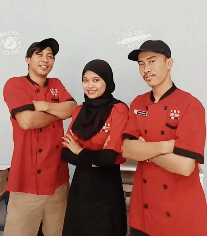 Butuh wanita / pria untuk waiters