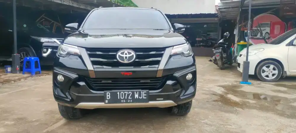 Rental Fotuner pajero alphard wedding car jakarta Bekasi Tangerang