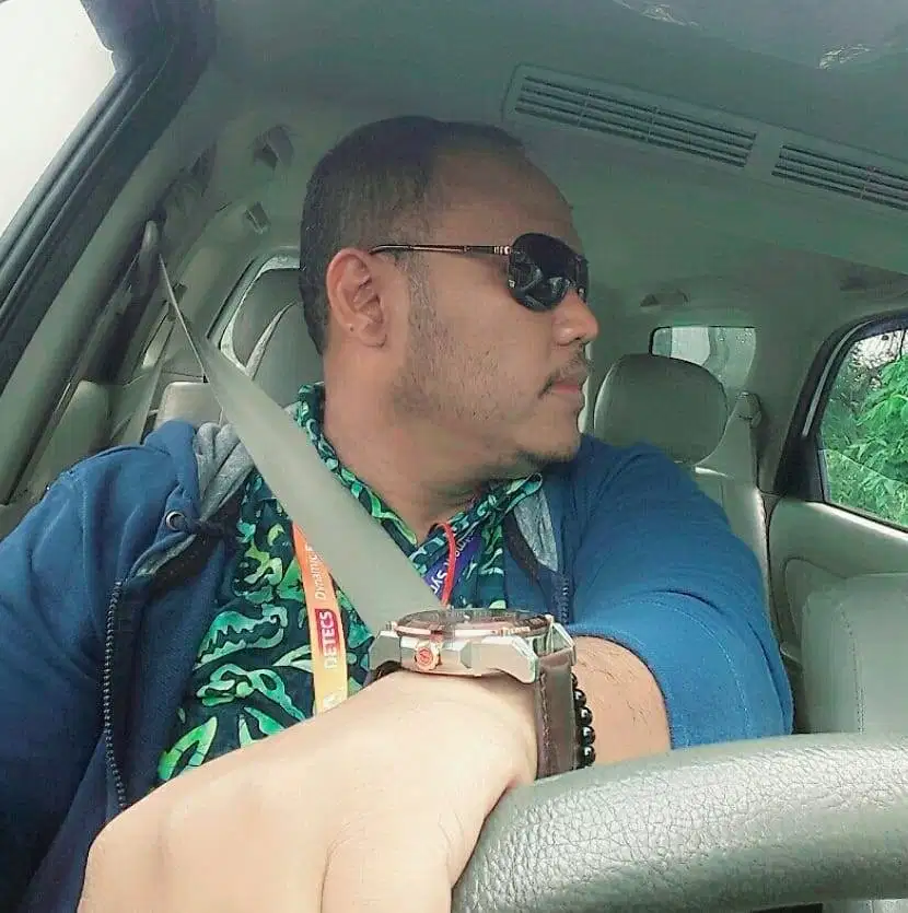 Adhi Dhio
