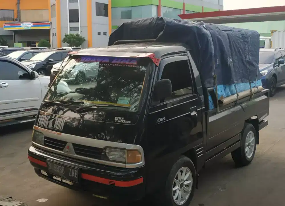 Jasa buang puing atau sampah. Jasa pindahan atau antar barang