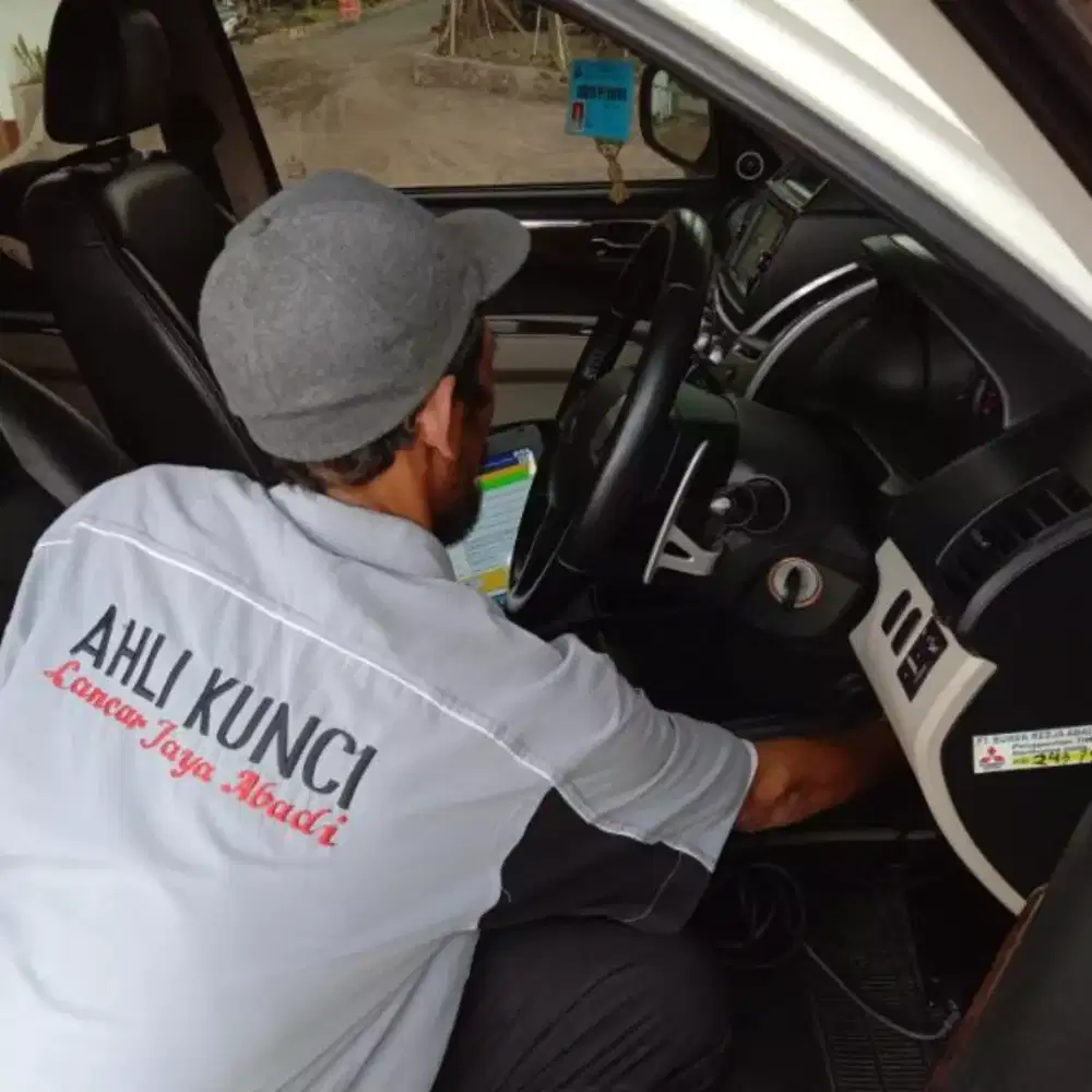 Ahli Kunci Rumah Motor Mobil Immobilizer, Brankas Bandung 24 Jam