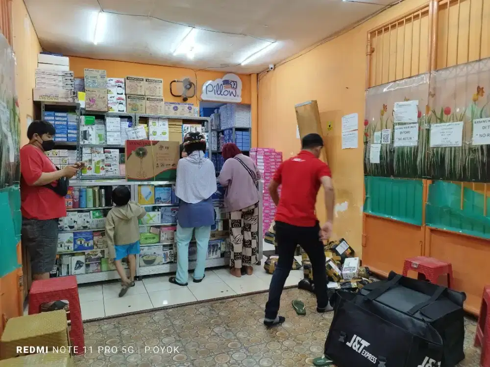 Dibutuhkan laki-laki Kerja Toko Packing Dan Serabutan